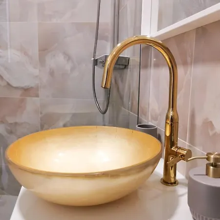 Litore アパート *